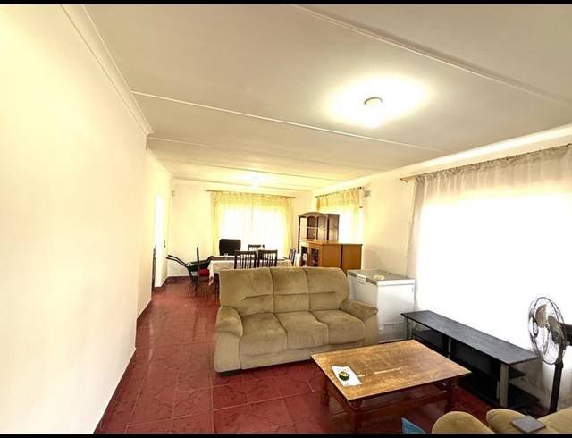 3 BEDROOM HOUSE FOR SALE IN SHALLCROSS